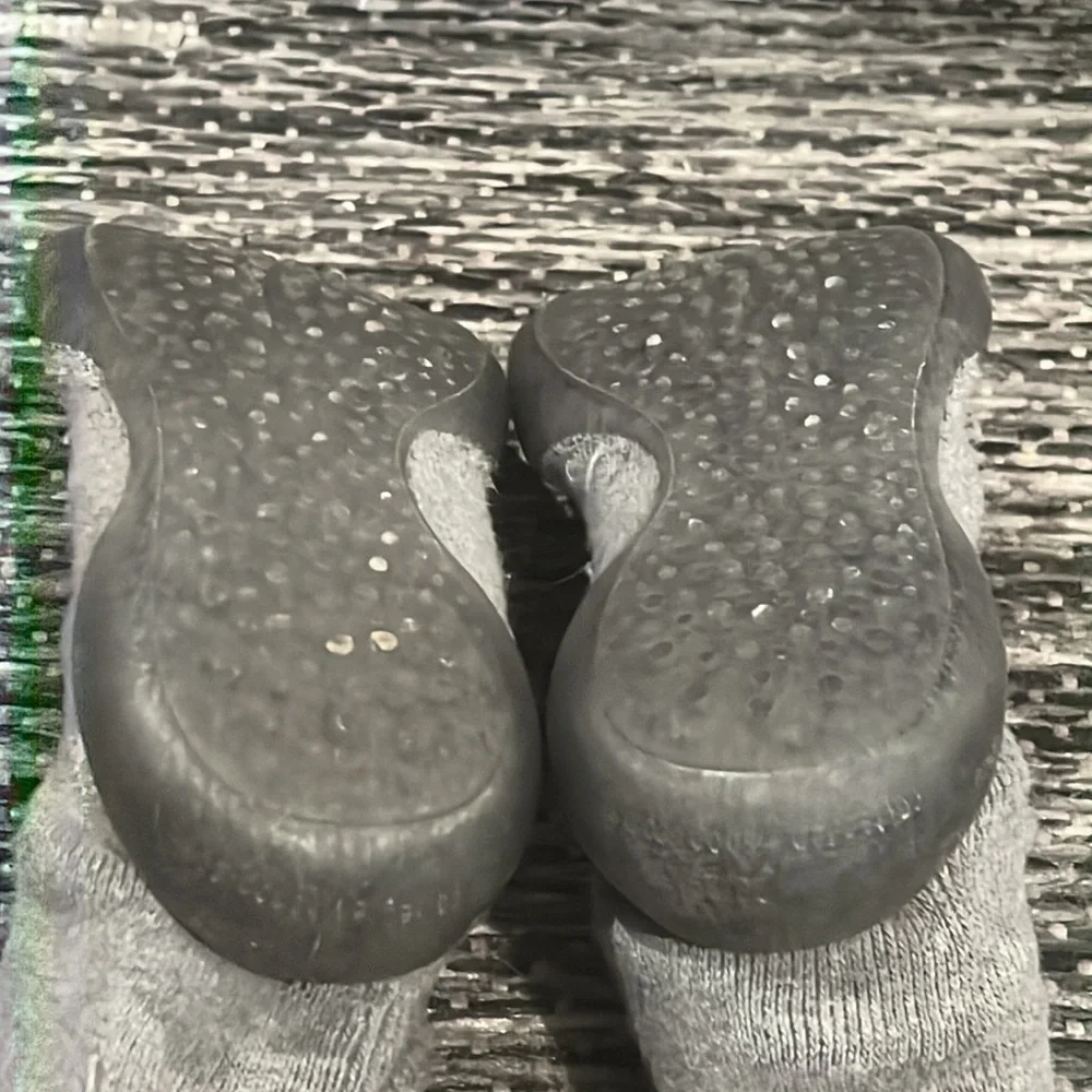 Authentic Nununu happy face sock slippers shoes Sz 10 Euro 28